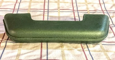 MERCEDES-BENZ 240D 280E 300D 1977-85 REPOSABRAZOS PUERTA INTERIOR VERDE IZQUIERDA/DERECHA OEM Foto 1 de 4