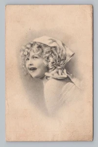 AK Vignette eines jungen Mädchens mit lockigen Haaren um 1913 - Bild 1 von 2