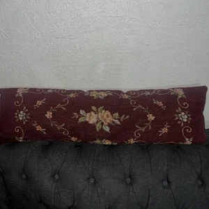 Vintage Wolle Nadelspitze Lendenkissen Floral 36x10 Floral Burgund Samt Rücken - Bild 1 von 10