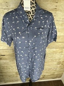 Lularoe Michael Button Down Shirt Men's Extra Small NWT Short Sleeve - Picture 1 of 6