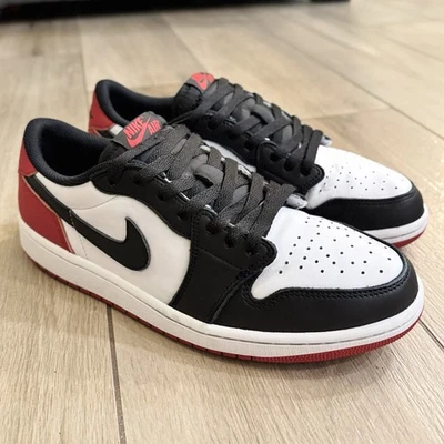 Jordan 1 Retro Low OG Puntera Negra 2023 Hombre’s 10 – Ligeramente Usado – Limpio y Auténtico Foto 1 de 4