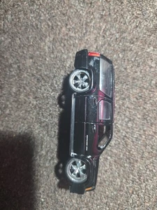 Cadillac Escalade ESV 2007 1:32 Die Cast puertas de apertura - Imagen 1 de 4