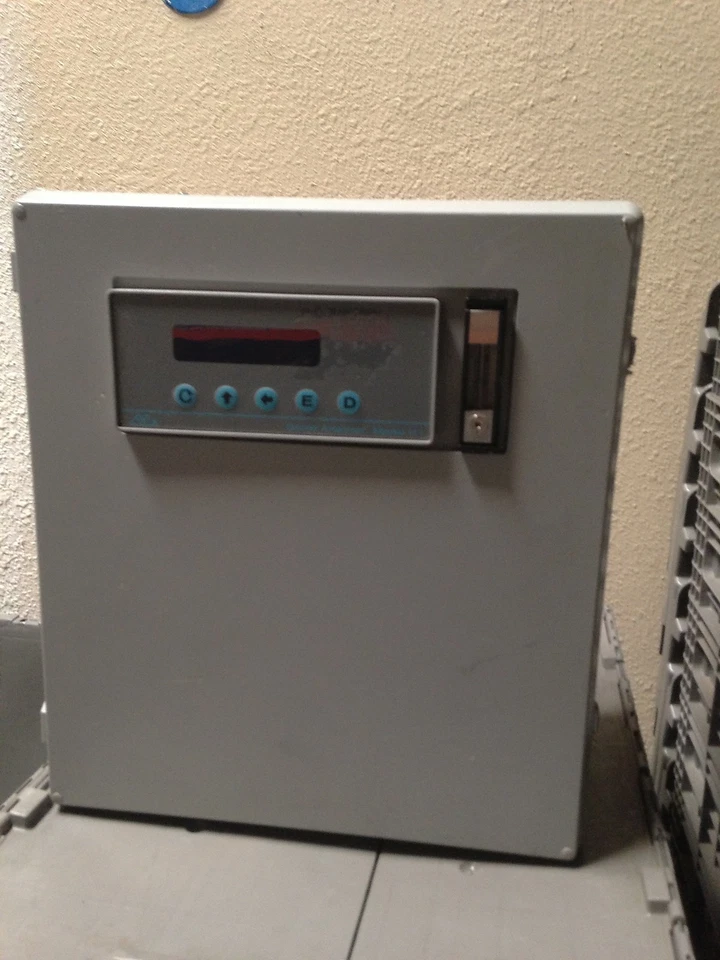 AFX Ozone Analyzer Model H1 - Image 1 of 1