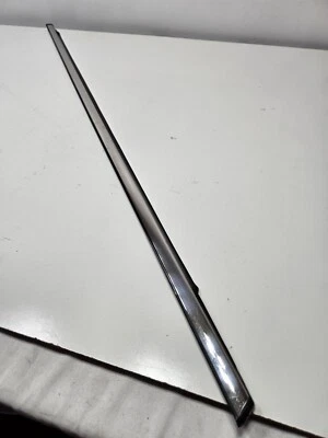 98-03 Jaguar XJ8 XJR X308 SWB puerta trasera izquierda exterior cromo moldura OEM Foto 1 de 3