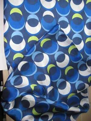 Viskose/Satin  Retromuster Kreise 120 cm breit / 265 cm lang blau-weiß-gelb - Bild 1 von 3