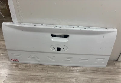 2019 2020 2021 2022 2023 FORD RANGER TAILGATE OEM USED - WHITE Foto 1 de 4