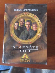 DVD BOX SET STARGATE SG-1  THE COMPLETE SEASON 2  **** MUST SEE **** - Picture 1 of 3