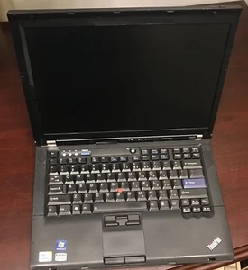 Lenovo Thinkpad R400 ( only for parts ) - Picture 1 of 5