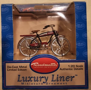 NOS Roadmaster LUXURY LINER 1:20 Scale Replica Die Cast Metal Ltd Edition - Picture 1 of 2