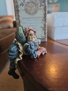 Woman Scrubbing Flowers Boyds Bear Friends - The Wee Folkstone Collection - Picture 1 of 7