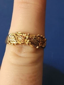ANILLO FLORAL ORO 10K BLACK HILLS TALLA 8,75 - Imagen 1 de 4