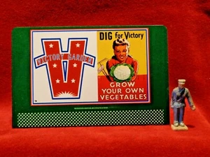 WWII DIG FOR VICTORY  __ #122J TINPLATE BILLBOARD  O/S SCALE - Picture 1 of 3