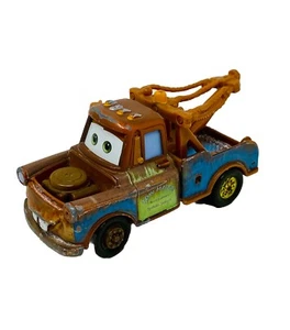Mattel Disney Pixar’s Cars TowMater Tow Trucking Mater avec porte sarcelle moulé sous pression - Photo 1/13