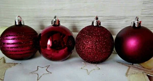 24 Weihnachtskugeln-wein rot matt/Glanz/Glitte-Baumschmuck-Christbaumschmuck-6cm - Bild 1 von 6