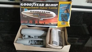VINTAGE REVELL MOTORIZED GOODYEAR BLIMP SCALE MODEL KIT - Picture 1 of 6
