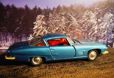 Corgi Toys 241 GHIA L6.4  all original. - Image 1 of 4