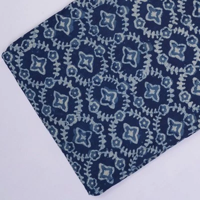 Tela estampada a mano de algodón azul índigo de 20 yardas tela india Sanganeri Dabu Foto 1 de 4