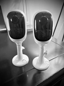 Reolink Argus 2 Security Cameras, excellent condition, with batteries, charger - Picture 1 of 7