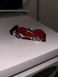 Hot Wheels Ferrari 333 SP Number 4 Diecast Toy Car 1999 - Picture 1 of 1