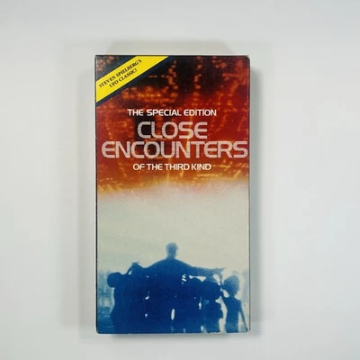 Close Encounters of the Third Kind (VHS, 1988) Special Edition – Rare – Like New - Image 1 of 4