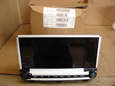 RR560J7BC0 Radio Head unit Screen for Kia Ceed / IW1106FCDWG - Image 1 of 2