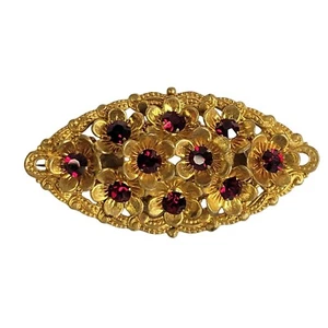 Vintage Oval 3D Flower Cluster Brooch Gold Tone Filigree Red Faceted Crystals - Picture 1 of 11