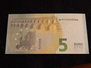 ITALY 5 EURO 2013  Draghi  printer S002I3 GEM UNC - Picture 1 of 2