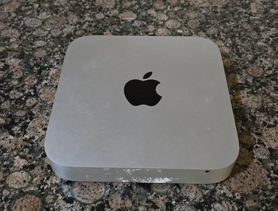 Computadora de escritorio Apple Mac Mini - 2,3 GHz i5  Foto 1 de 2