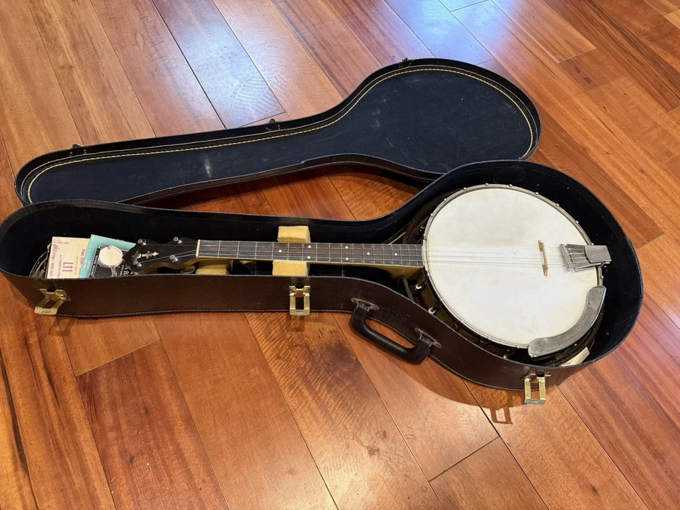 Slingerland May Bell Queen Tenor Banjo w/ Case - very good shape, original - Image 1 of 4