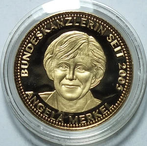 Deutsche Bundeskanzler Angela Merkel  in .333 Gold  PP    # H 5284 - Bild 1 von 2