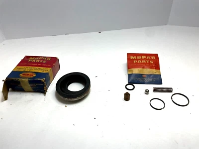 Paquete de reparación convertidor de par DeSoto Chrysler Dodge Wayfarer 1951-1954 nuevo de lote nuevo 1692665 Foto 1 de 4