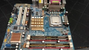 Motherboard Gigabyte GA-8I945PM-RH Lga 775 + Pentium D 915 + 4GB DDR2 667 - Imagen 1 de 11