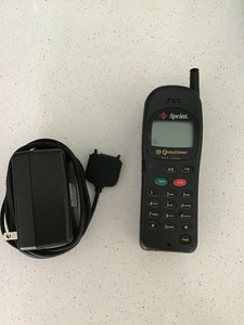 Vintage Qualcomm QCP-1920 Cell Phone