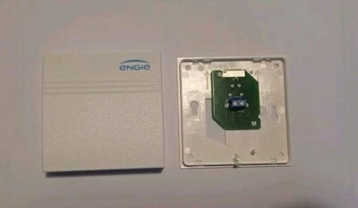 2x Engie/Cofely Thermokon Temperature Sensor WRF04 PT1000 Raumfühler WRF04 IP30 - Image 1 of 3