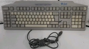 Sun Microsystems Type 6 Keyboard 3201300-01 | Mini DIN QWERTY & USB Compatible - Picture 1 of 6