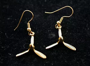 PENDIENTES DE ARO DE HÉLICE HECHOS EN EE. UU. PIN UP REGALO P51 F8F-2 DC3 C130 CESSNA - Imagen 1 de 12