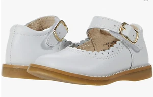 FOOTMATES ALLIE White Leather MARY JANE SHOES Scalloped Trim HOOK/LOOP Strap 5 M - Picture 1 of 8