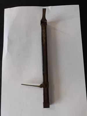 Outil ancien. toise ou équerres d'arpenteur laiton et bois - Photo 1/4
