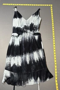 Young Hungry Free Sz XS Womens Black White ruffle waist tye dye dress - Picture 1 of 5