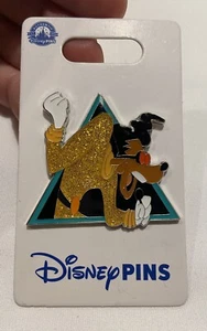 Powerline Singing Max A Goofy Movie GITD Disney Pin - Picture 1 of 3