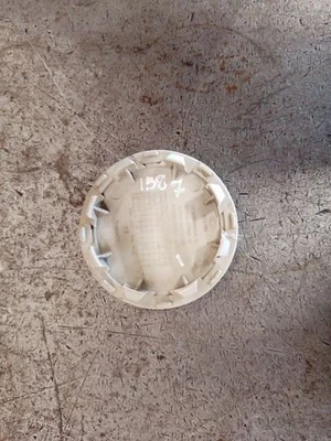 Tapa central llanta Kia Sportage 2015 8367166 Foto 1 de 4