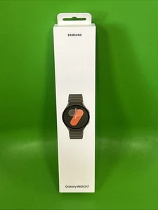 SAMSUNG GALAXY WATCH 7 - GREEN - 40MM CASE STRAP - BRAND NEW & SEALED - SM-L300 - Zdjęcie 1 z 5