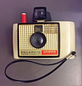 Polaroid Land Camera Swinger Model 20 Vintage Clean w/ Strap - Picture 1 of 8