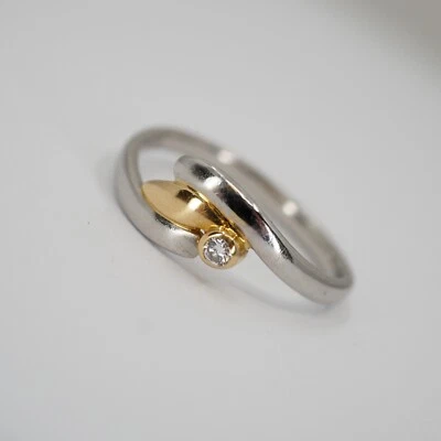 EXKLUSIVER BRILLANTRING IN 950/PLATIN & 750/GOLD BRILLANT ca.0,03ct H/VSI RW:54 - Bild 1 von 4