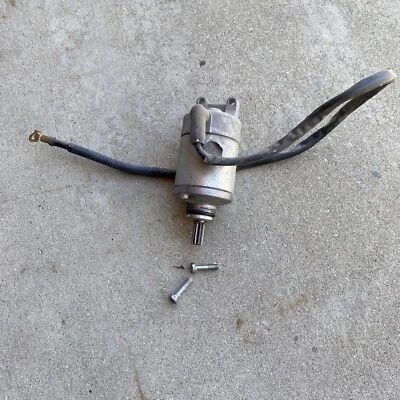 06-20 SUZUKI GSXR600 GSXR750 OEM ENGINE STARTING STARTER MOTOR WITH BOLTS N WIRE - Image 1 of 4