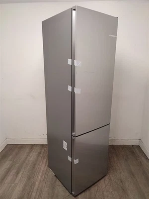 Bosch KGN392LBFG Fridge Freezer Series 4 Freestanding 363L [ID2110680335] - Image 1 of 4