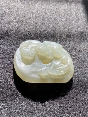 Chinese Antique Carved White Jade Dragon Pendant, Qing Dynasty. - Image 1 of 4