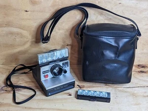 Vintage Polaroid SX-70 Land Camera + Bag + 2 General Electric Flash Bar II - Picture 1 of 18