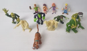 Scooby Doo Figure Bulk Bundle Lot X12 Figures Toys Scooby Fred Velma Monsters - Picture 1 of 13