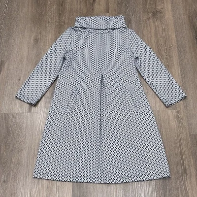 Vestido Tyler Boe Mujer Mediano Estampado Geométrico Capucha Cuello Bolsillos Foto 1 de 4